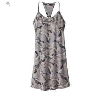 Patagonia W’s Edisto dress size small style #59025 drifter grey